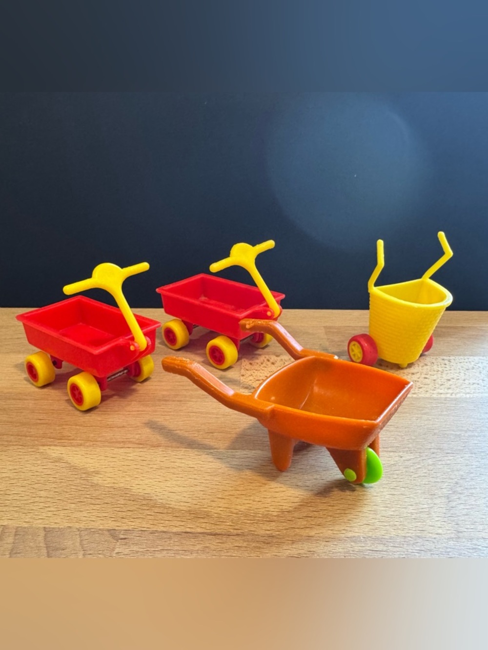 McDonald's 1987 Berenstain Bears Happy Meal Lot Of 4 - Wagon, Wheelbarrow & Cart